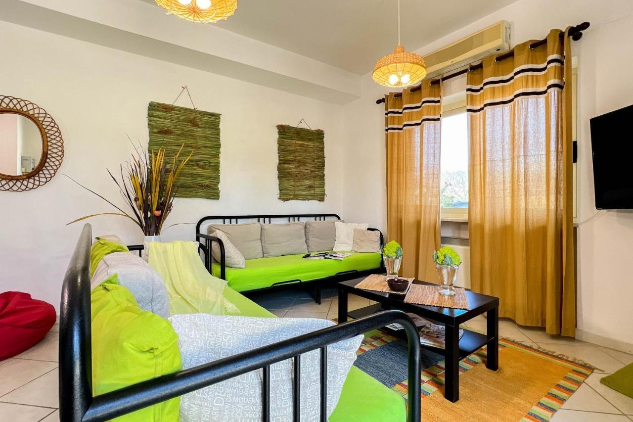 Livingapple Apartamento Scauri  Exterior foto