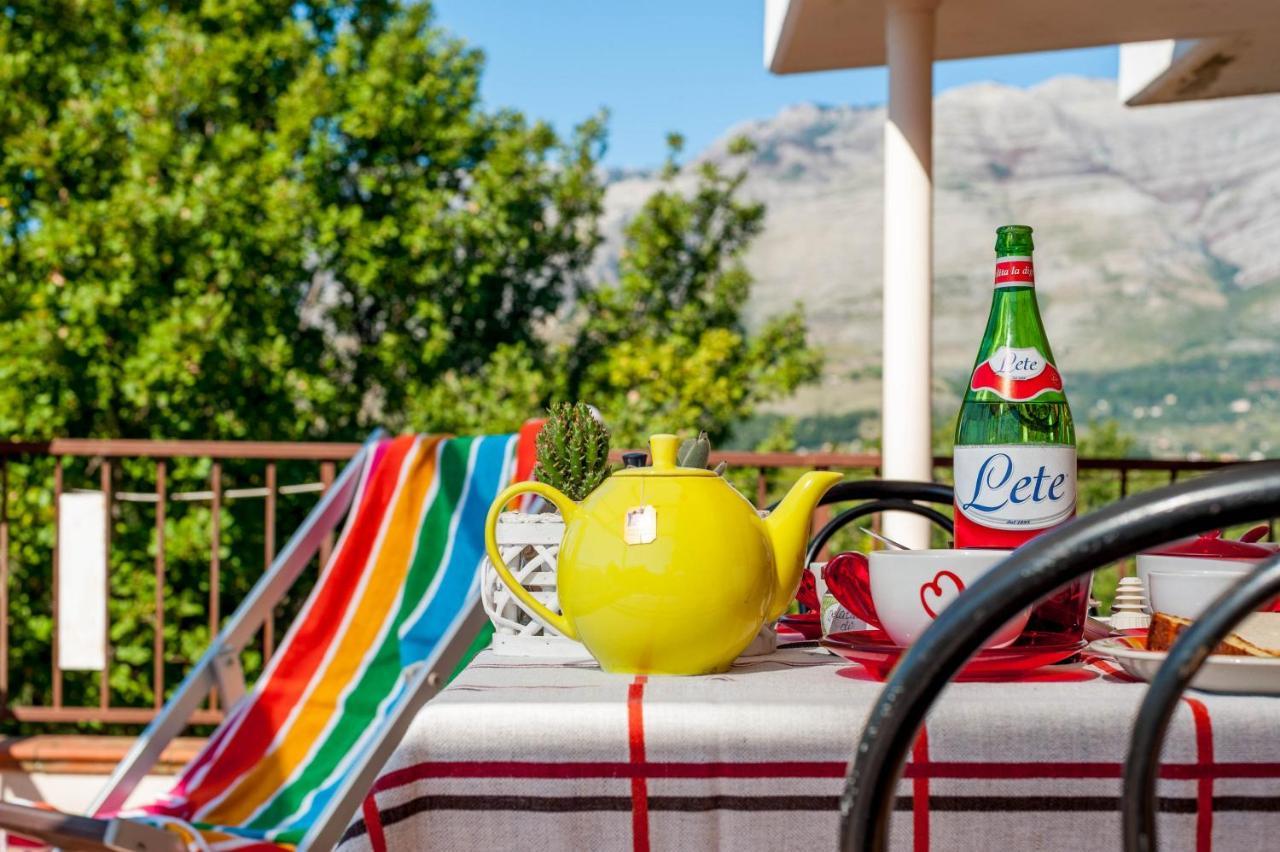 Livingapple Apartamento Scauri  Exterior foto