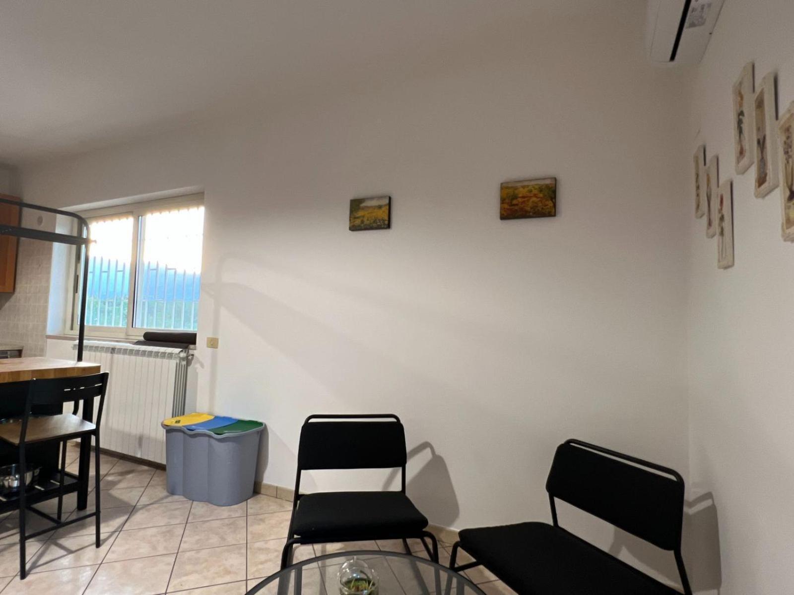 Livingapple Apartamento Scauri  Exterior foto